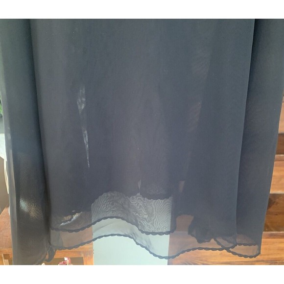 Victoria's Secret Black Chemise - Picture 3 of 11